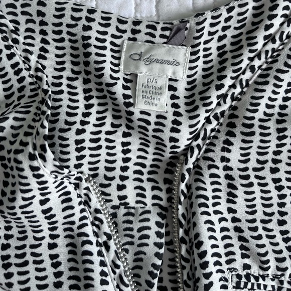 Dynamite blouse - Picture 2 of 3